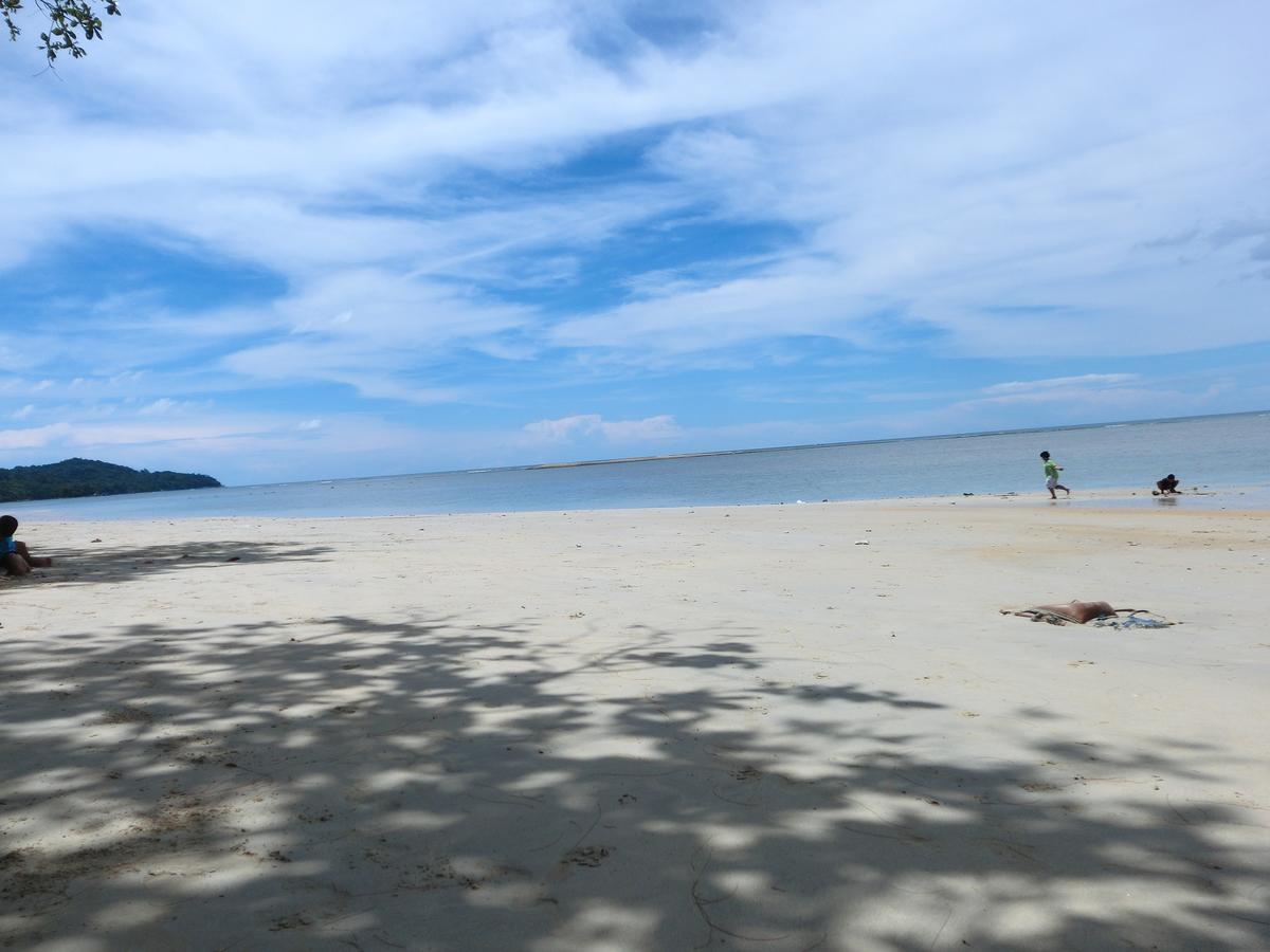 One One Hostel Patong 외부 사진